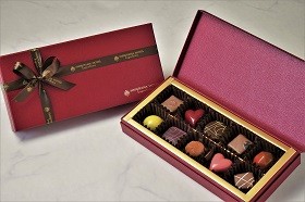 ボンボンショコラ10個入