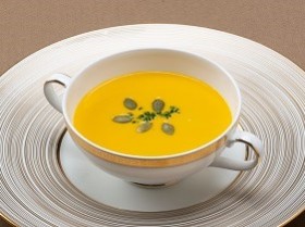 ホテル料理長監修　カボチャスープ
